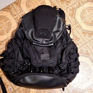 Oakley kitchen sink backpack